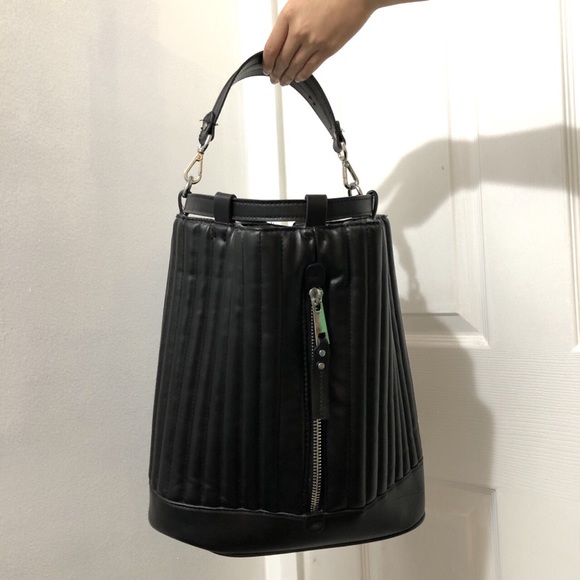 HOST PICK | Zara Black Faux Leather Bucket Bag - Picture 1 of 4